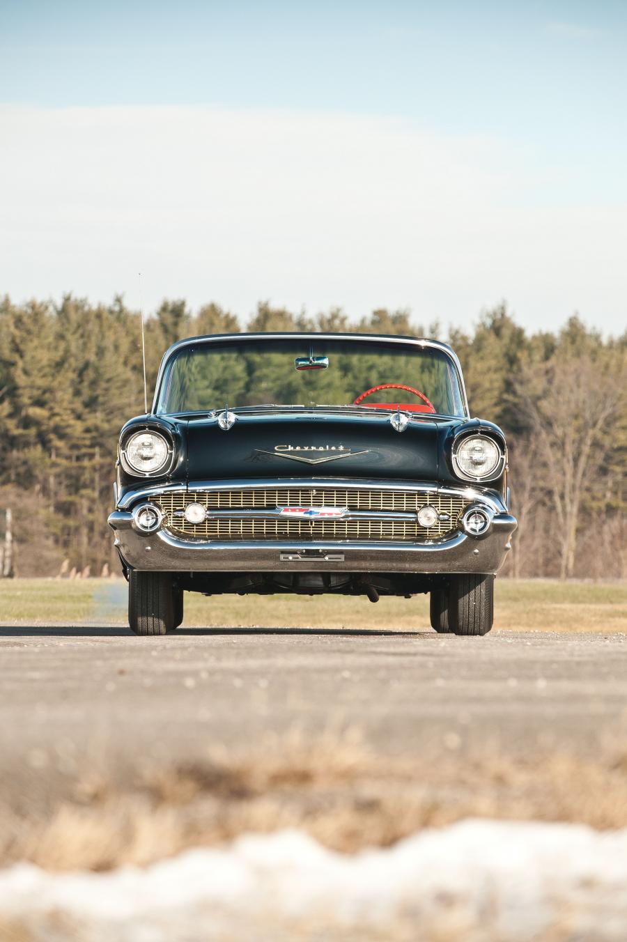  Chevrolet Bel Air Fuel Injected Convertible 1957 года  (фото 28 из 52)
